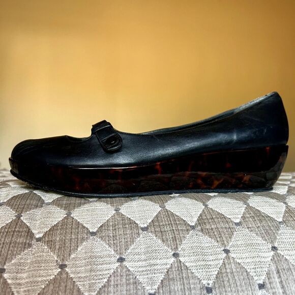 Stuart Weitzman Black Uppers & Tortoise Platform Soles Mary Jane Women’s Size 10 - Picture 16 of 16